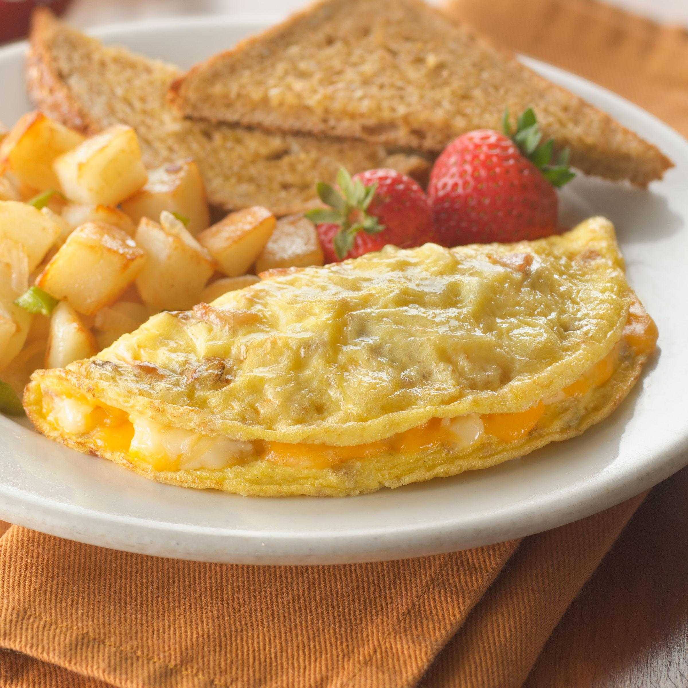 Papetti’s® Fully Cooked 6″ x 3″ Singlefold Farmhouse Omelet with Bacon, Potatoes & Cheese, 72/3.5 oz